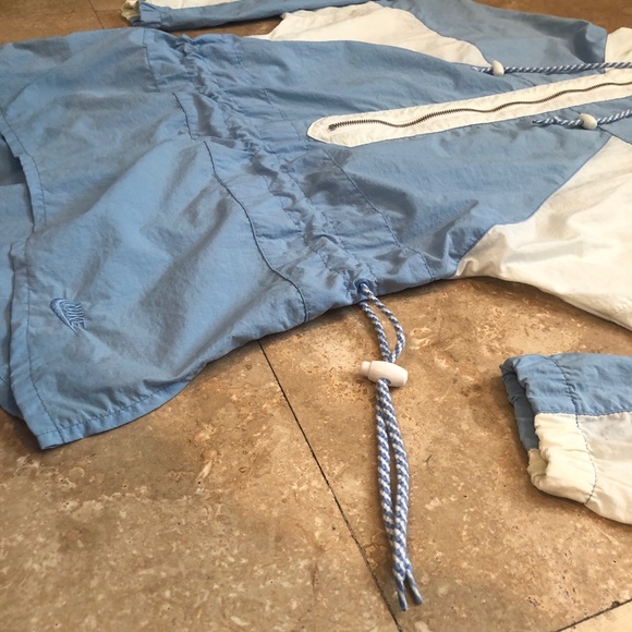 Nike Windbreaker Jacket - Picture 7 of 8